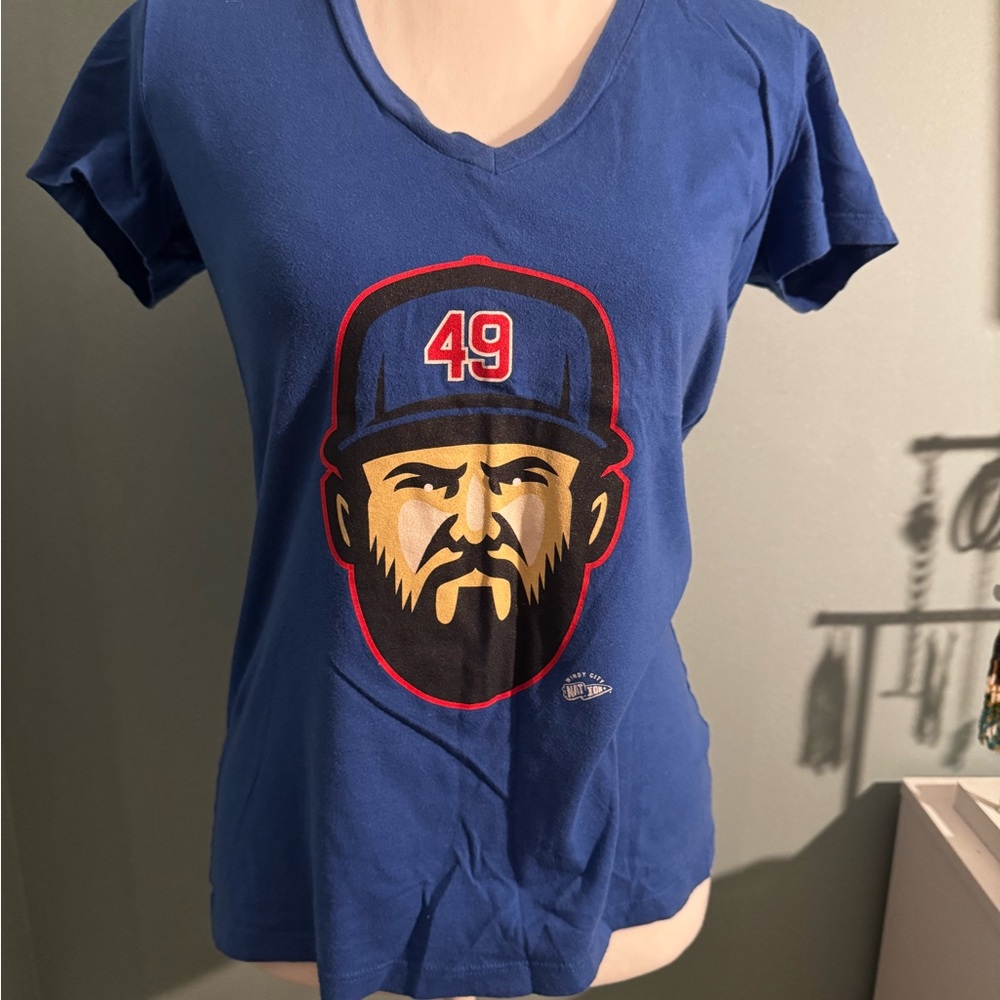 CHICAGO CUBS JAKE ARRIETA FEAR THE BEARD women’s large fitted Shirt GRAPHIC TEE